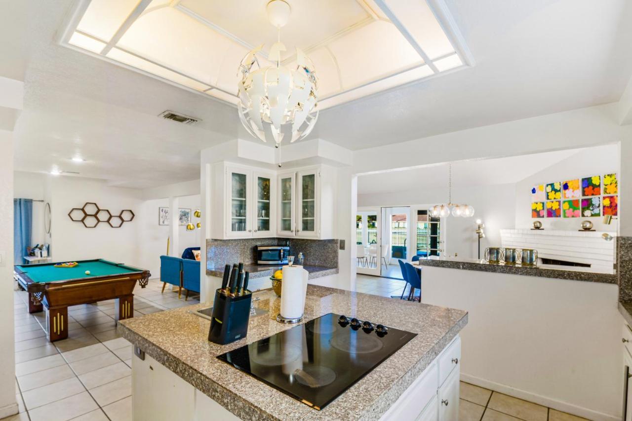 Desert Pool House: Sun, Swim, Sip & Stay Indio Exterior photo